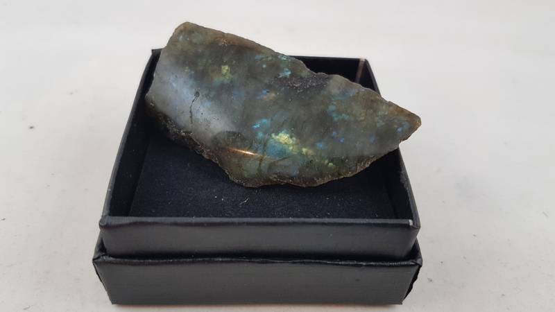 labradoritt - labradorite i eske 60x60mm