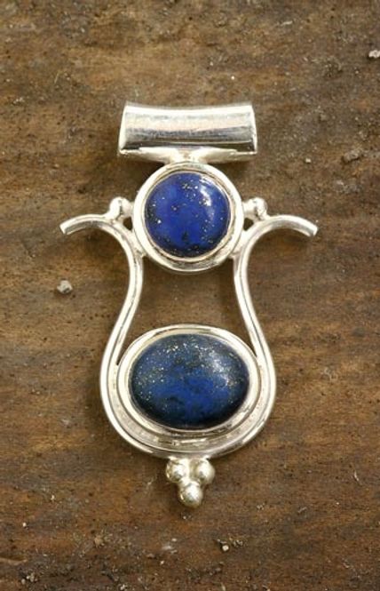 Hovedbilde Isis Pendant with lapis ...