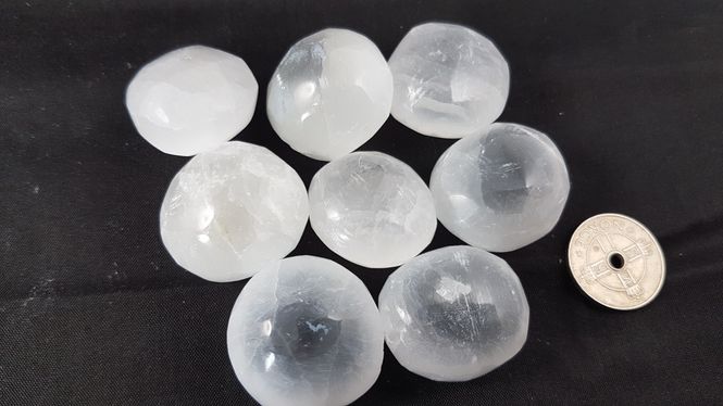 Hovedbilde selenitt - selenite M