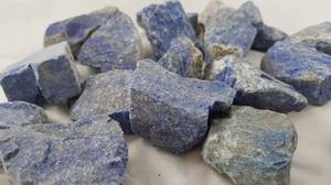 Hovedbilde lapis lazuli r&aring; 3-6cm